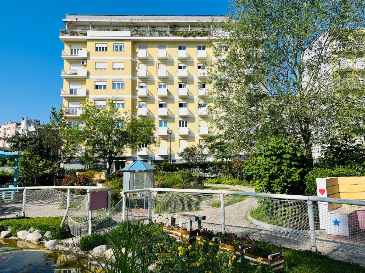 Il Giglio Di Mare, La Spiaggia A Un Passo Da Te 佩斯卡拉 外观 照片